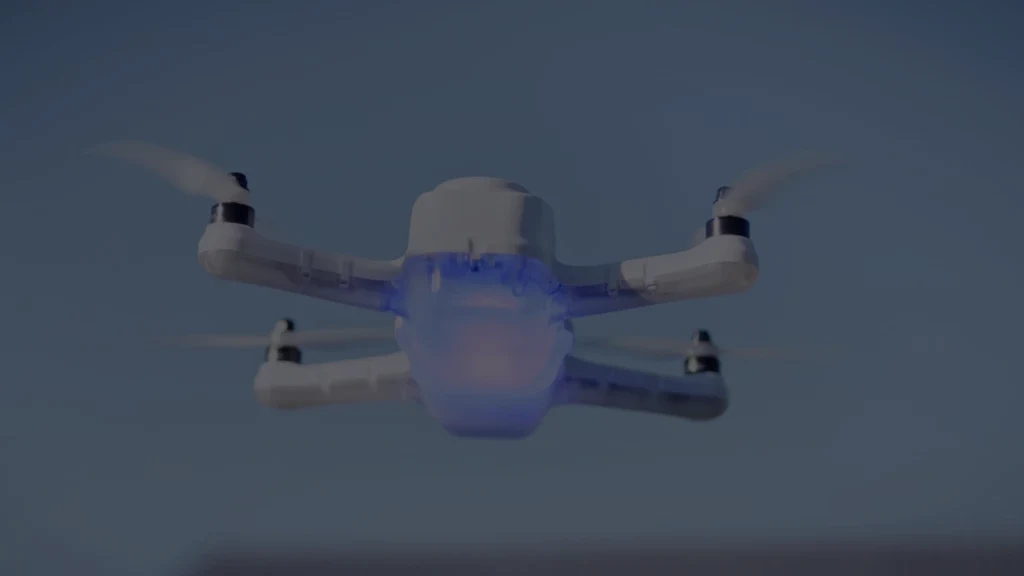 Drone lumineux AVERA conçu en France, en vol